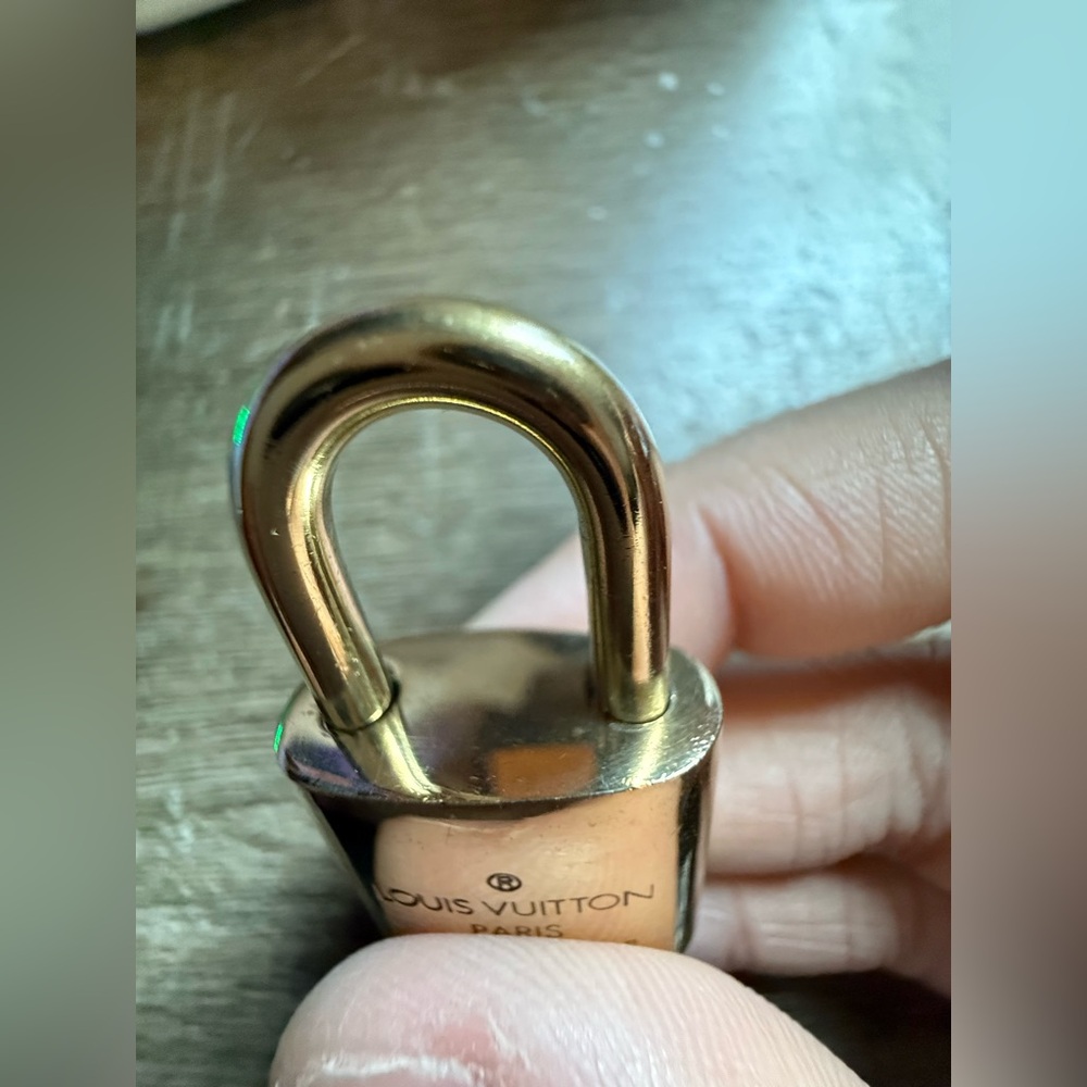 Louis vuitton brass lockset #302 - Picture 4 of 7